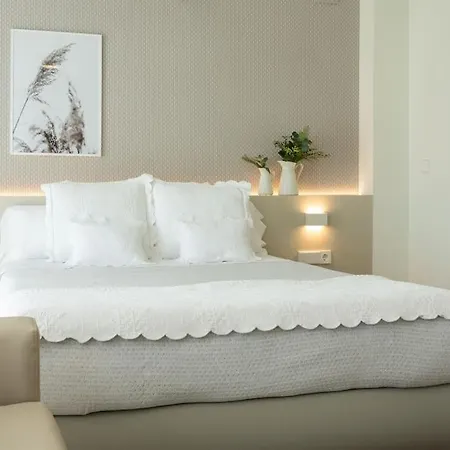Himara Palace فلورا